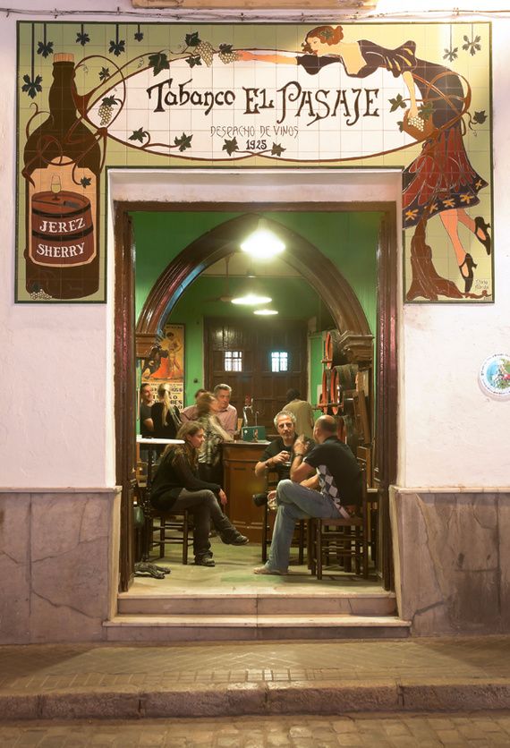 El tabanco 'El Pasaje' en una fotografía de archivo. 