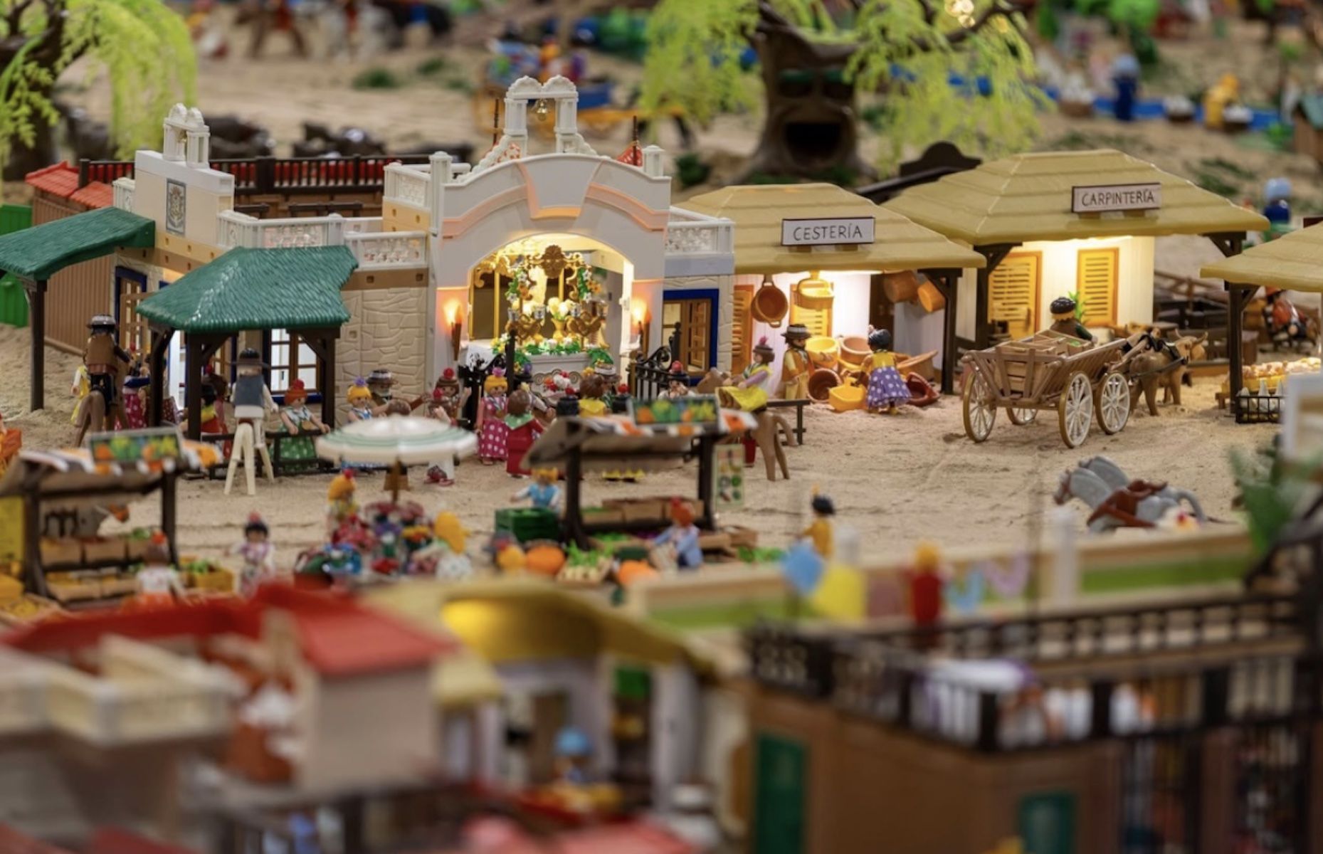 El belén rociero de Huelva.