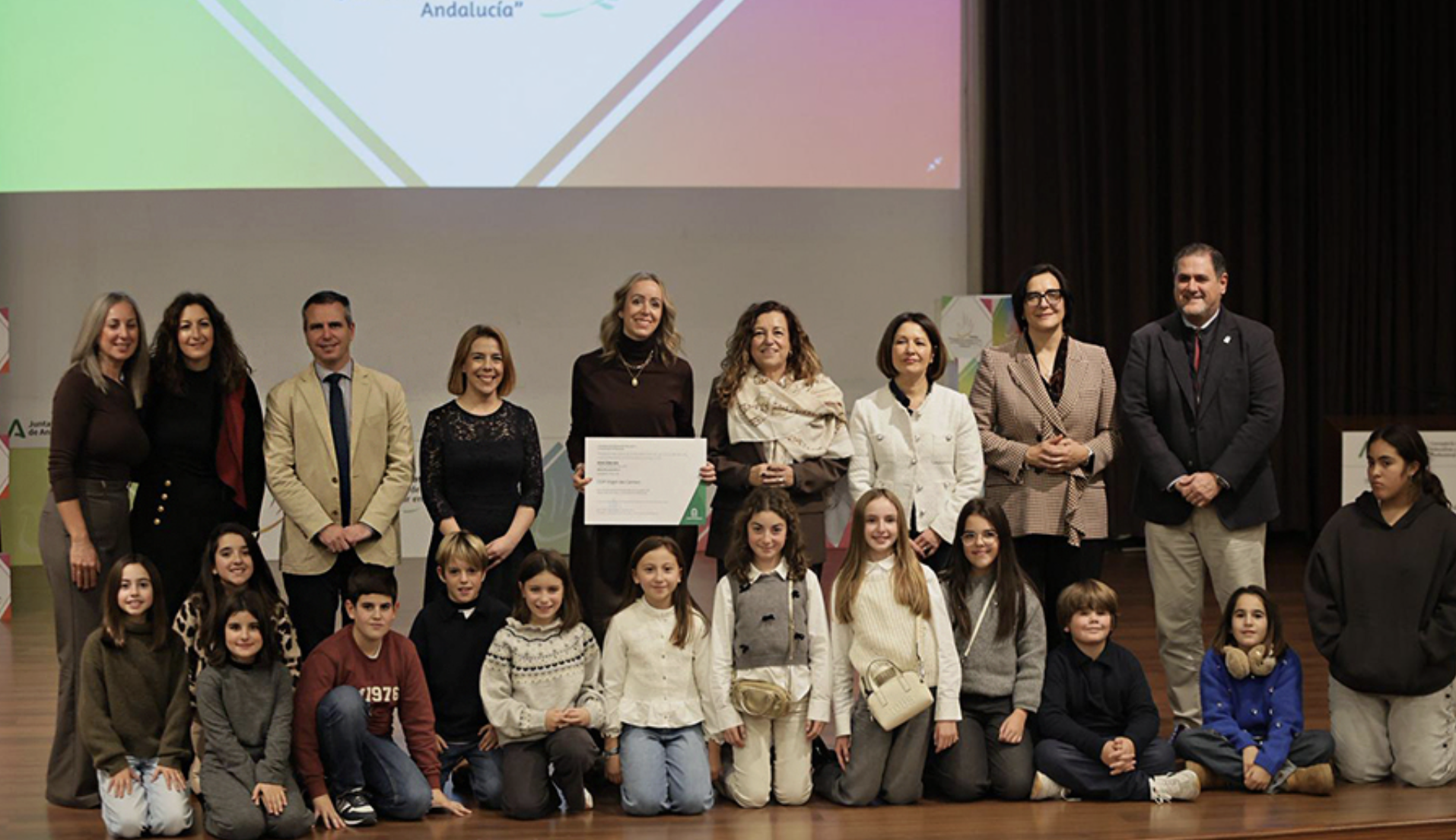 Colegios premiados por el fomento de la paz en Andalucía.