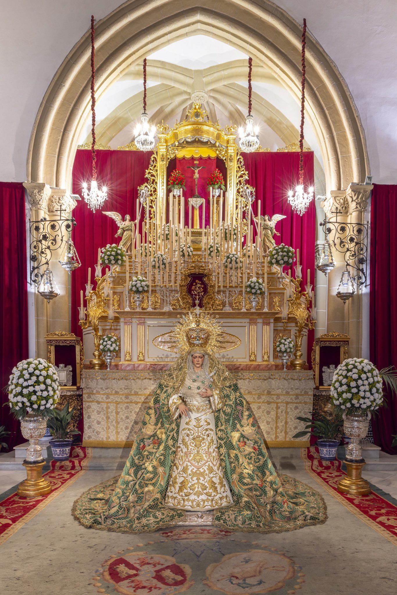 Así está dispuesto el besamanos del centenario en San Gil.