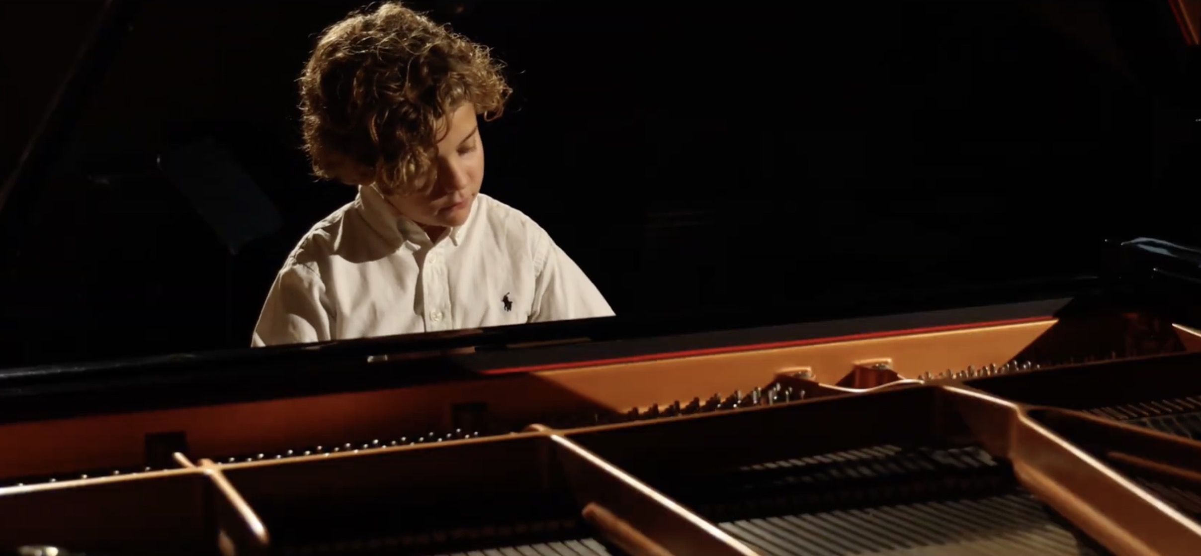 El joven jerezano Alejandro Castaño protagoniza la felicitación de Navidad del Ejercito del Aire y del Espacio en 2025. El joven jerezano Alejandro Castaño protagoniza la felicitación de Navidad del Ejercito del Aire y del Espacio en 2025.