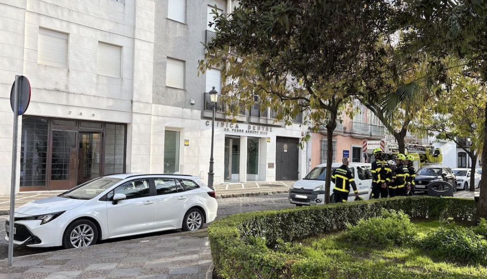 cornisa plaza aladro jerez 5