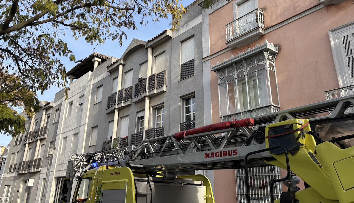 cornisa plaza aladro jerez 1