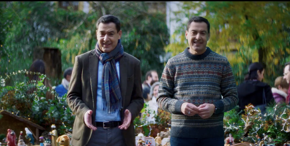 Juanma Moreno, con su "yo navideño", felicitando la Navidad.