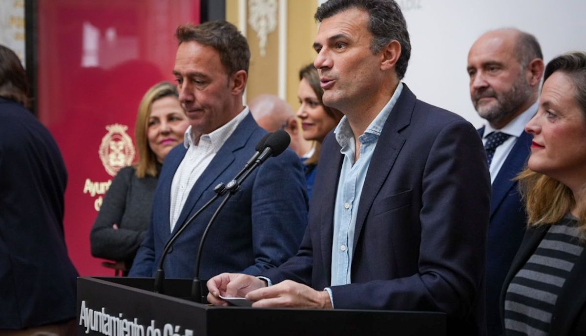 desayuno navidad ayuntamiento cadiz 2025