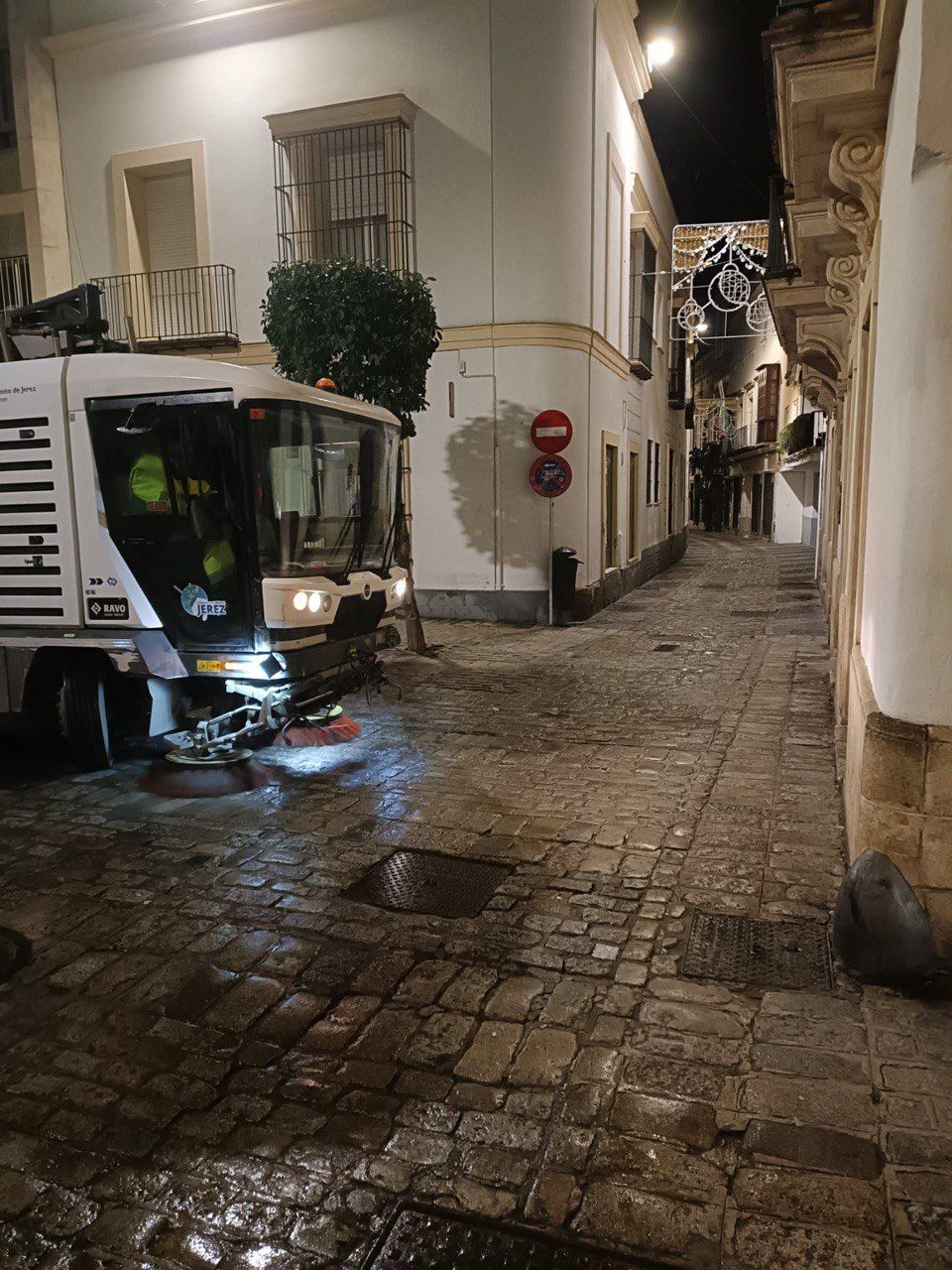 Dispositivo de limpieza en Jerez.