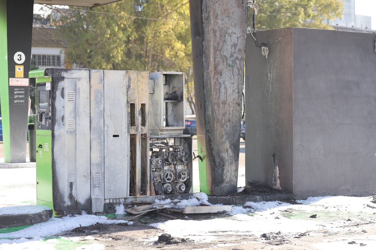 Estado del surtidor de la gasolinera de El Portal.