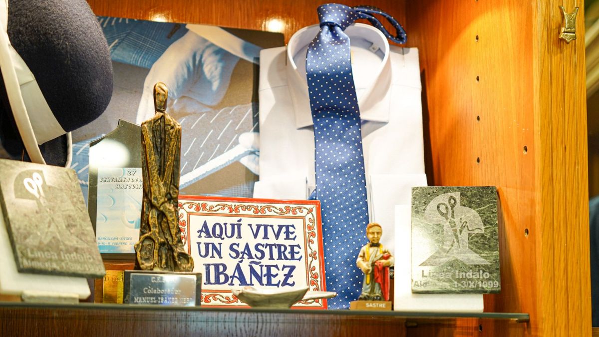 sastre Manuel Ibañez sevilla 10