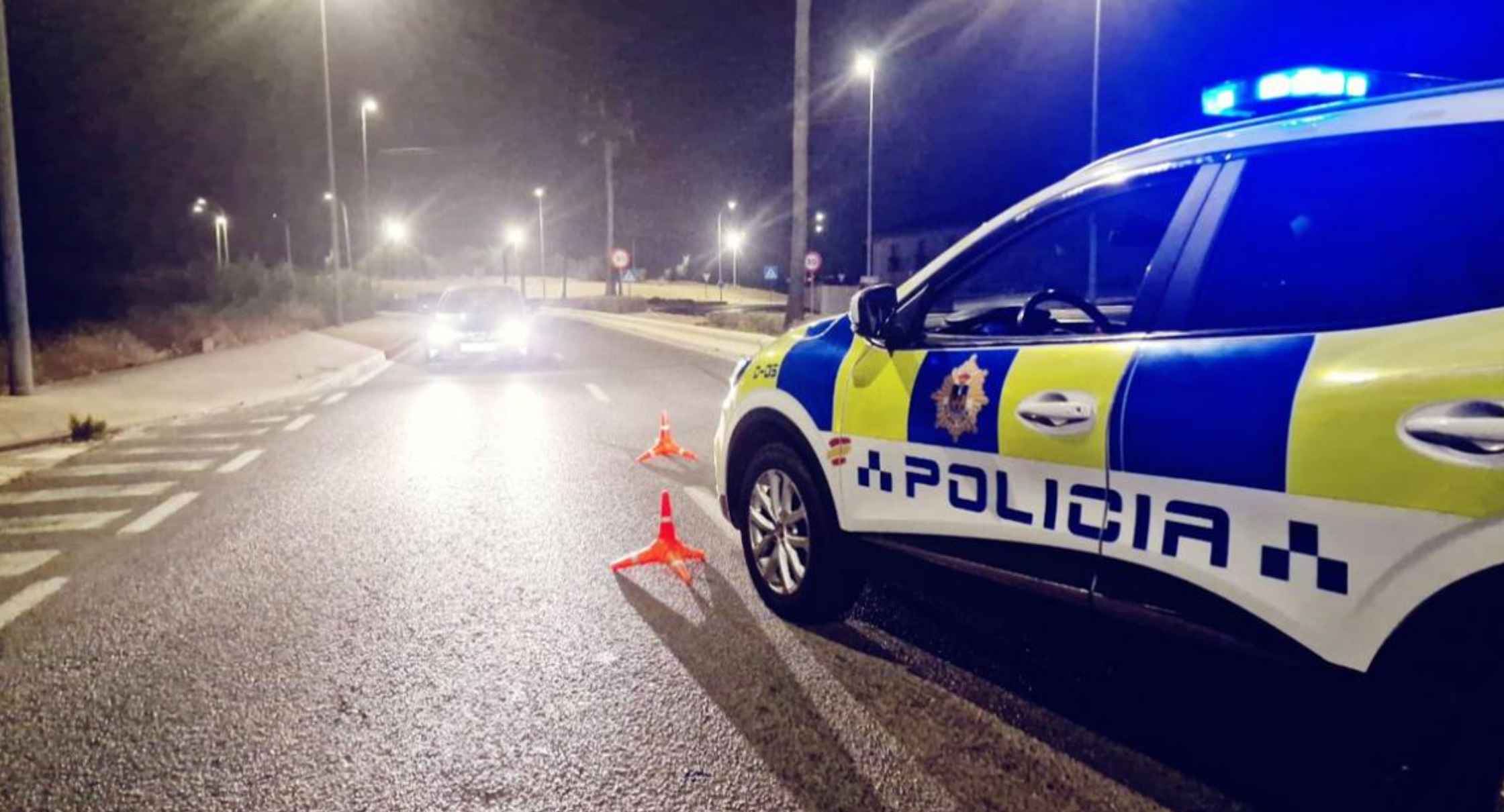 Imagen de archivo de una intervención de la Policía Local de El Puerto. Imagen de archivo de una intervención de la Policía Local de El Puerto.