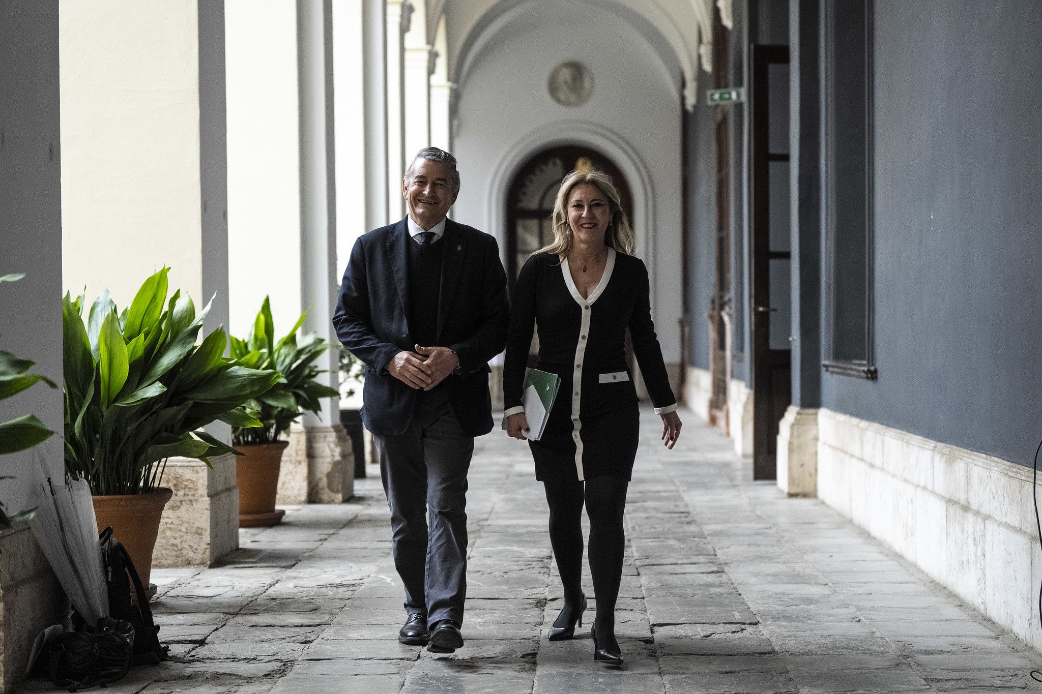 Carolina España junto a Antonio Sanz. Carolina España junto a Antonio Sanz.