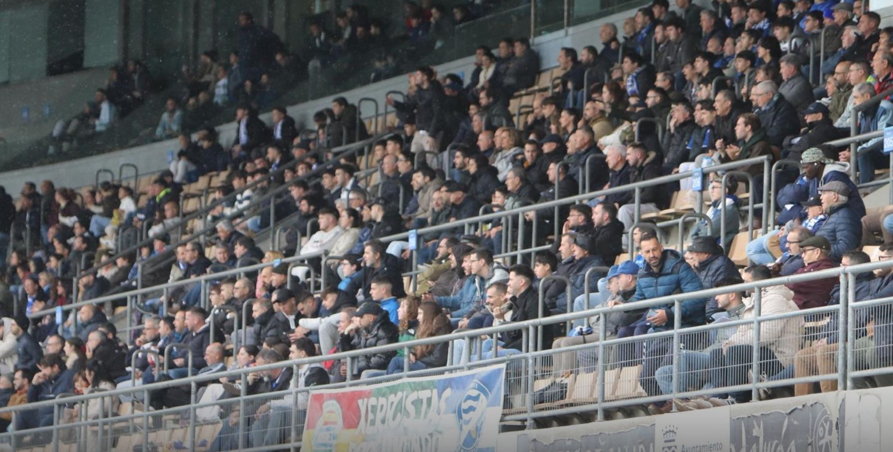 Aficionados del Xerez DFC, durante un partido en Chapín.