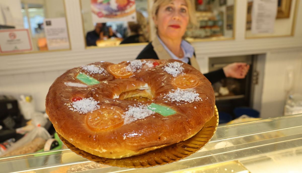 Roscon de reyes , Pasteleria jesus y rosa de oro 4