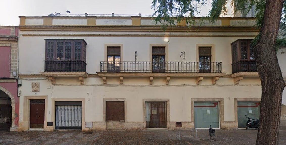 El edificio de la Tesorería en la calle Ancha de Jerez.