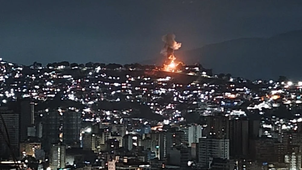 Estados Unidos ha bombardeado esta madrugada distintos puntos de Venezuela. Estados Unidos ha bombardeado esta madrugada distintos puntos de Venezuela.