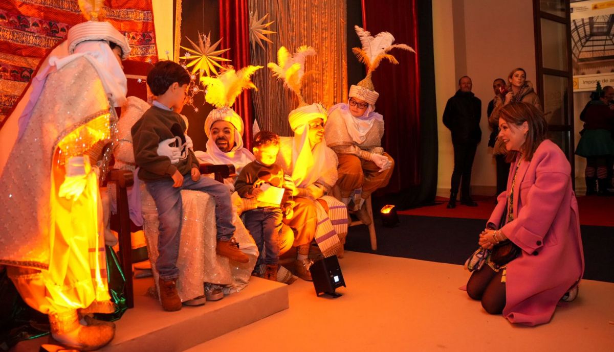 1000439930reyes magos Cádiz Palacio de congresos 