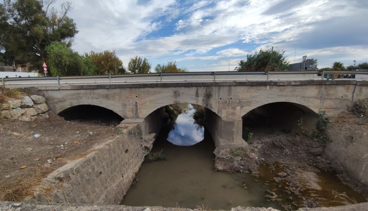 Vecinos y colectivos llevan dos décadas denunciando cómo les afecta el estado de esta infraestrcutura.