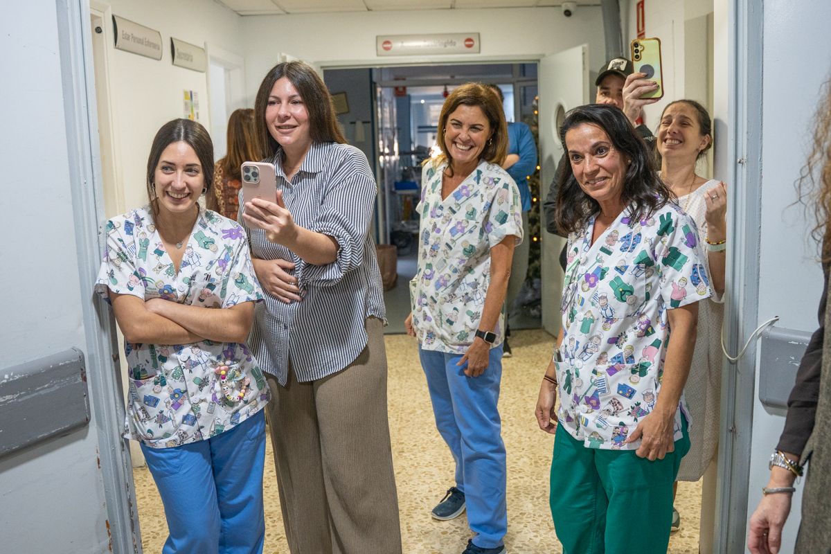 Los Reyes Magos visitan iglesias, residencias y hospitales este 5 de enero.