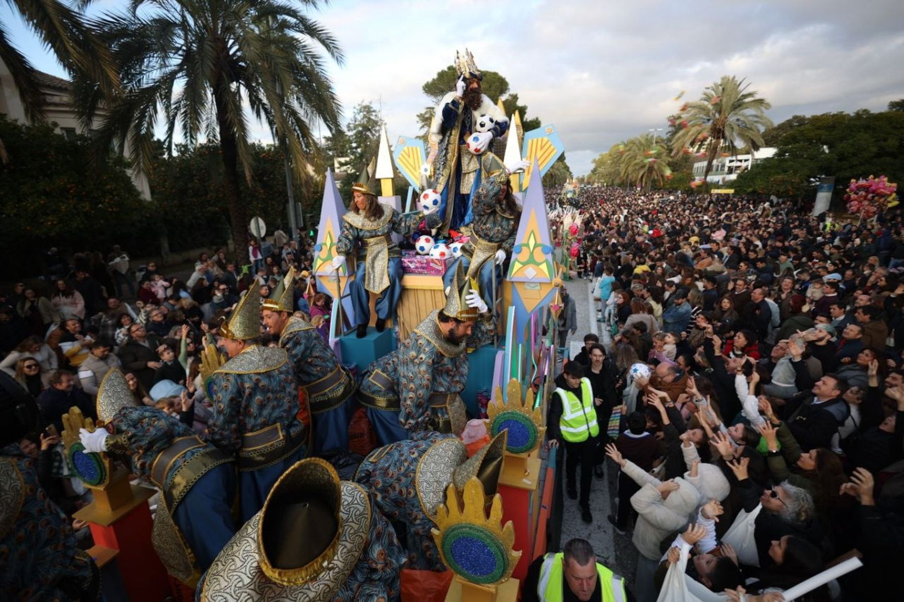La Cabalgata de Reyes Magos de Jerez 2026, en imágenes