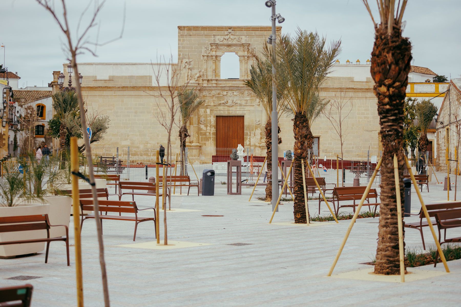 Vista de la remodelada Plaza del Mercado en Jerez.