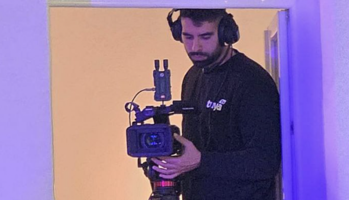 Fernando es graduado en Comunicación Audiovisual.