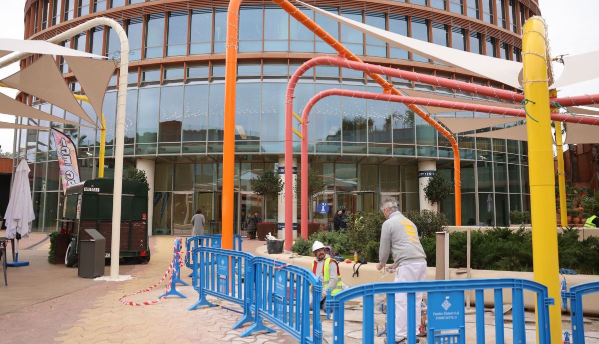 Centro comercial Torre Sevilla 1