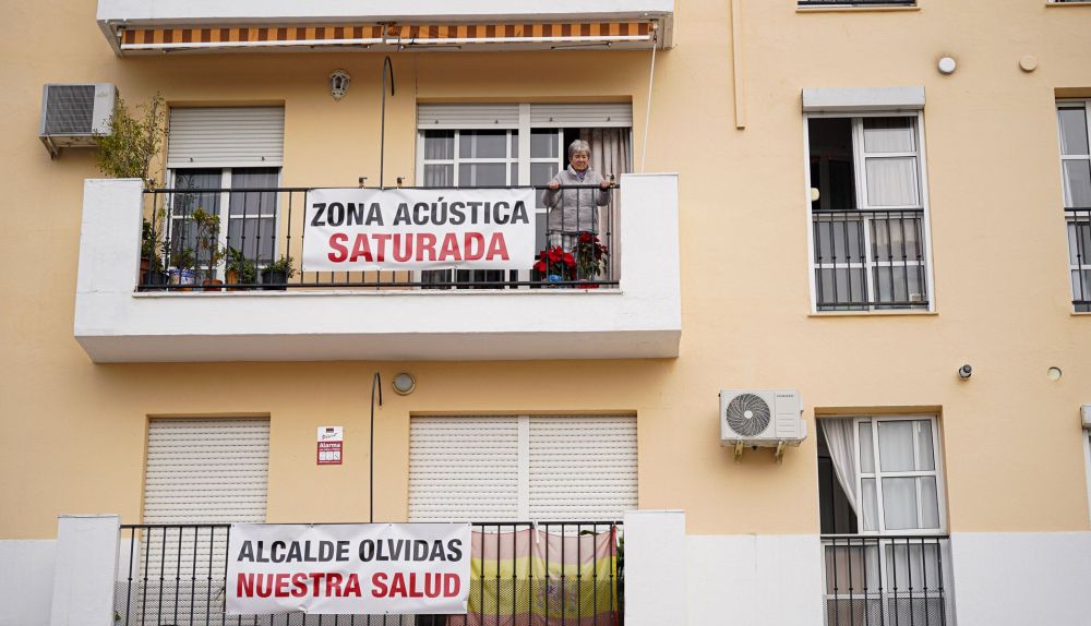 protesta vecinos quejas ruido discoteca La Tana (Camas, Sevilla) 09