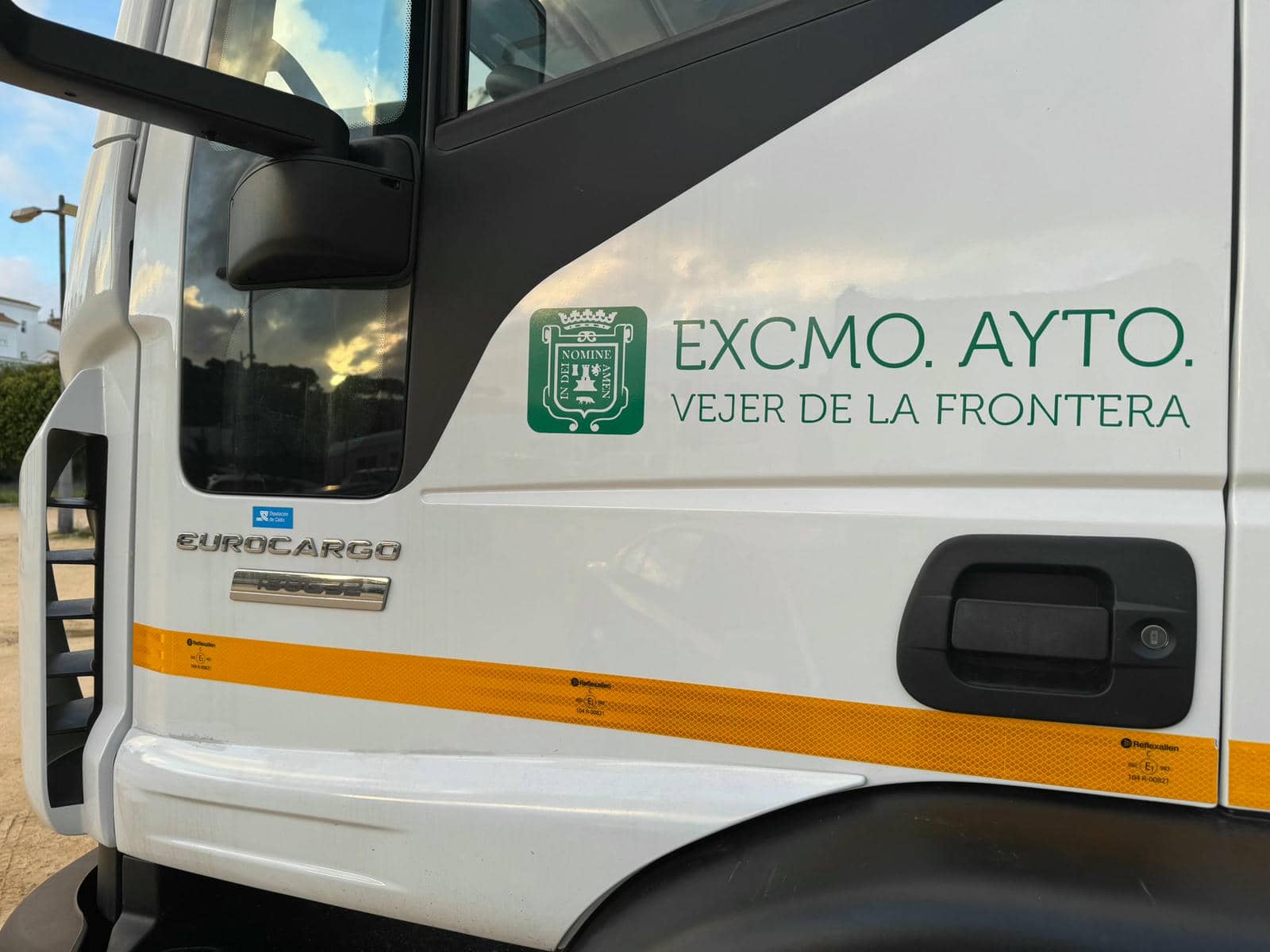 La absurda maniobra del gobierno de Vejer para intentar tapar que Diputación de Cádiz da dinero al pueblo.