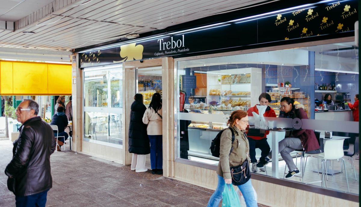 PASTELERIA TREBOL 01