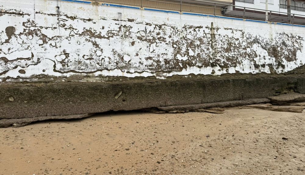 El Ayuntamiento está realizando labores de mantenimiento.