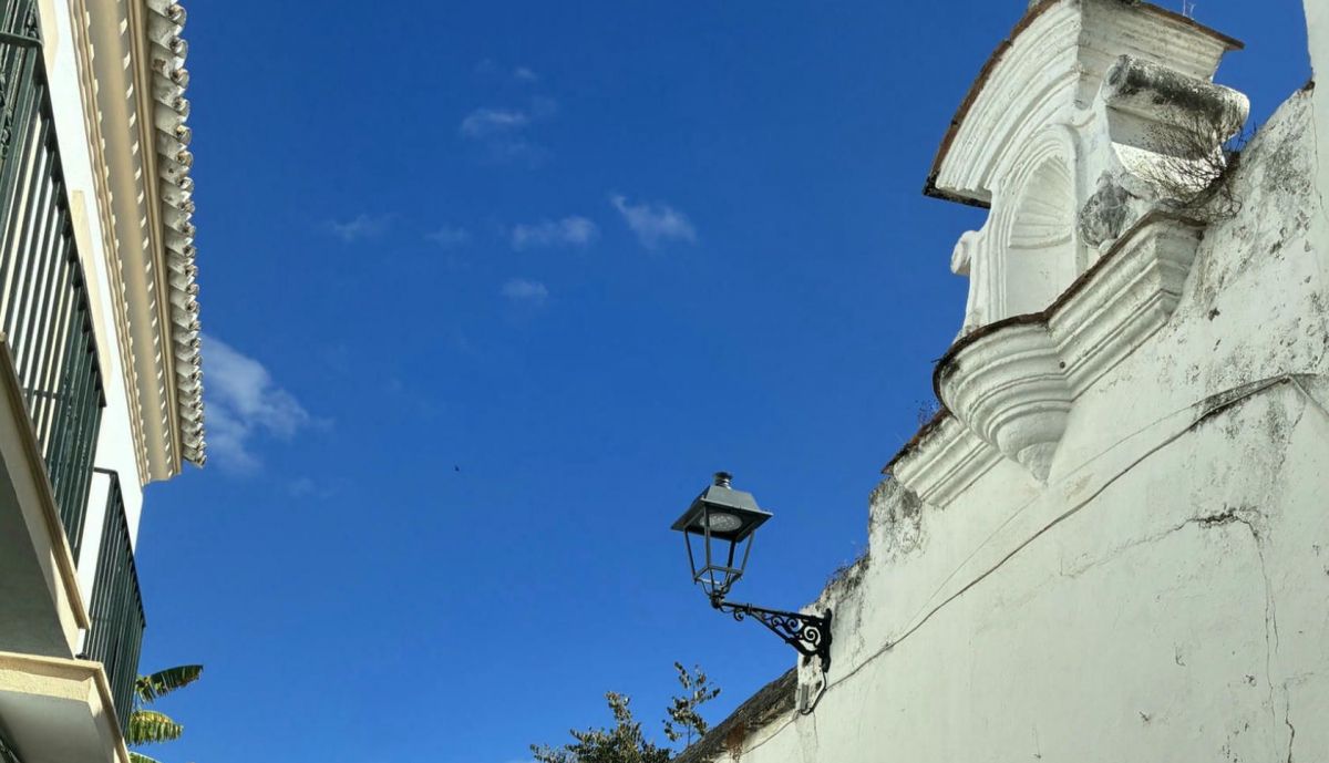 Fachada de la casa palacio.