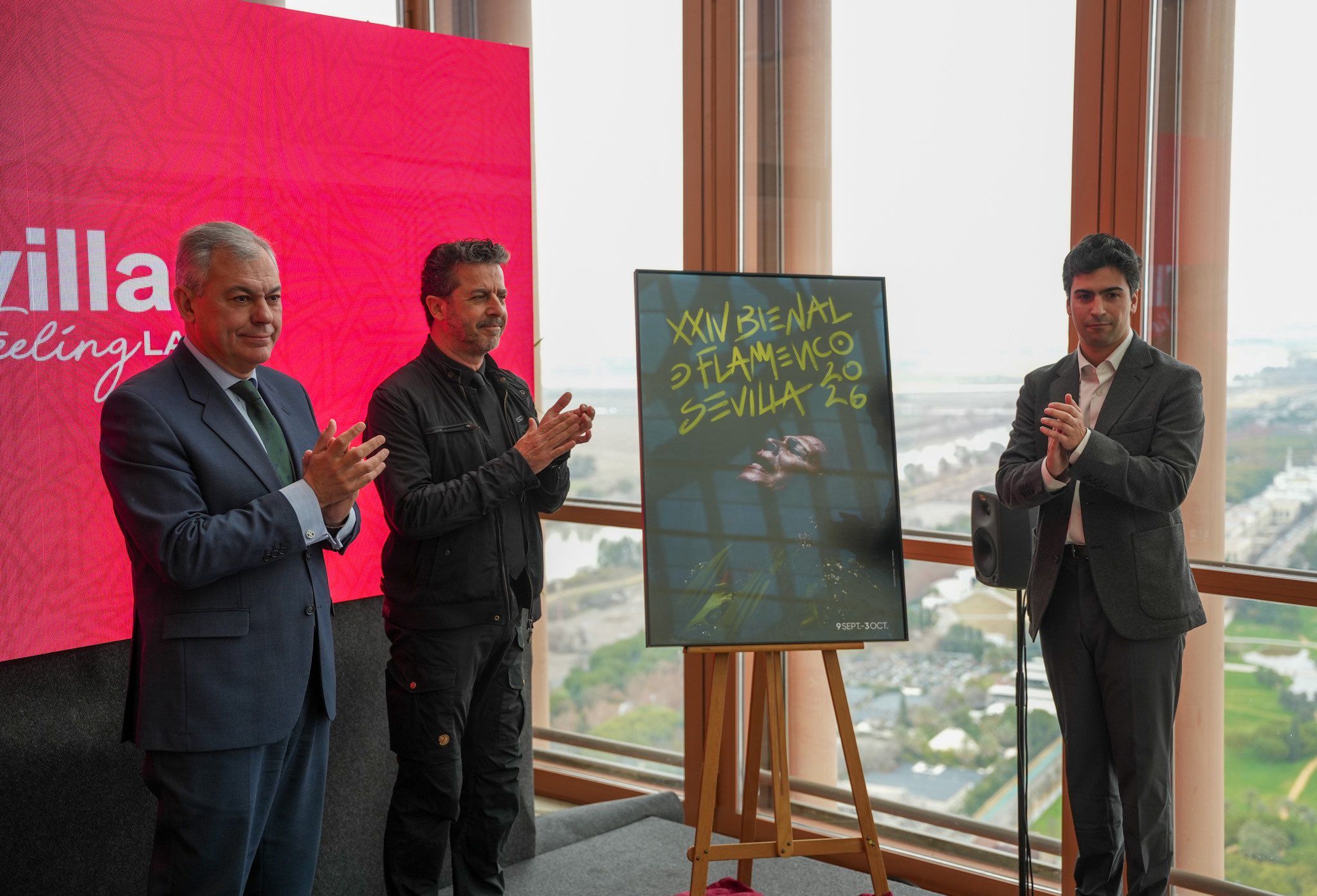 El Loft Garden de Torre Sevilla acogía este mediodía la presentación del cartel de la Bienal de Flamenco de Sevilla de 2026.