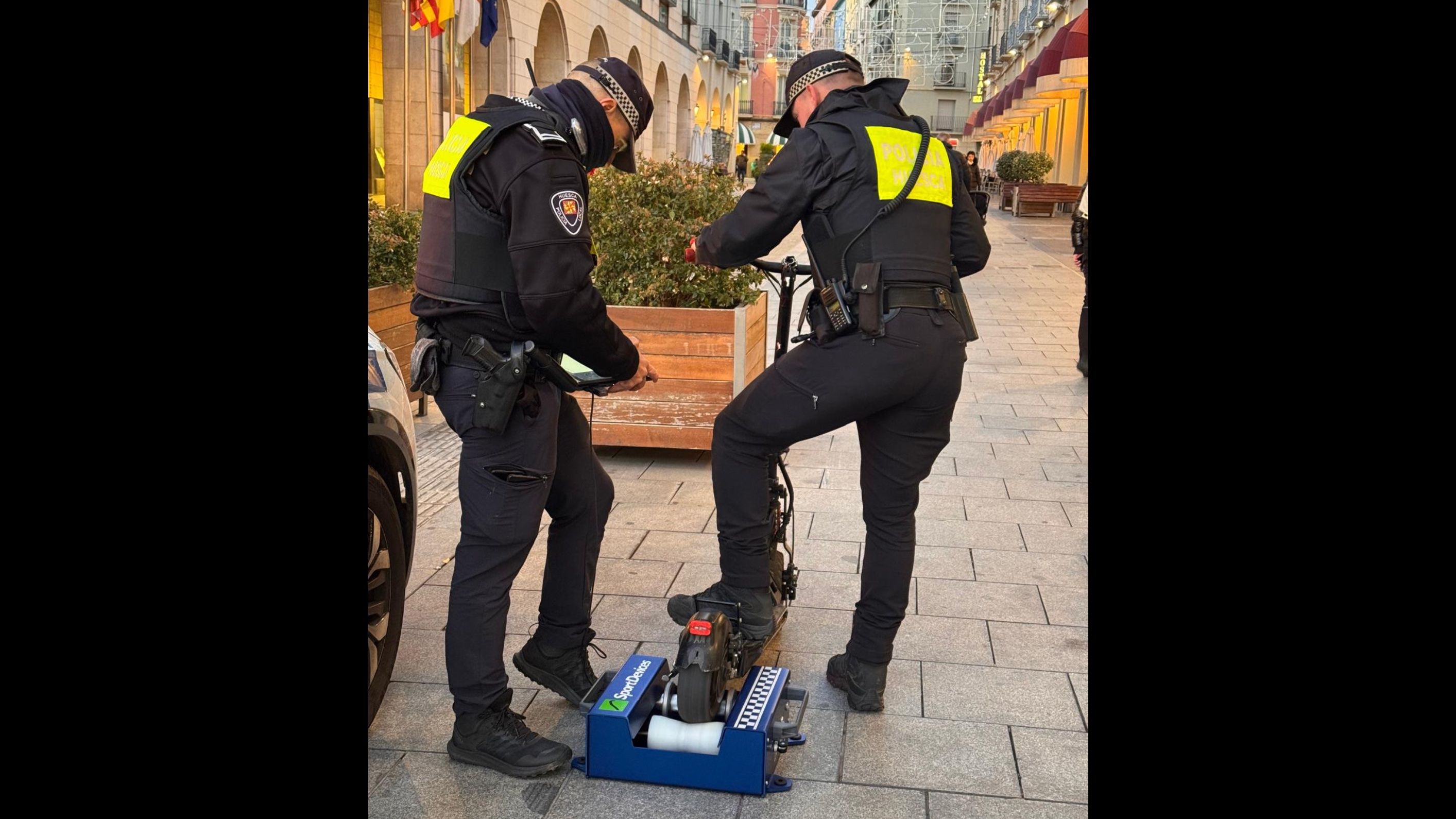 El dispositivo para cazar patinetes trucados.