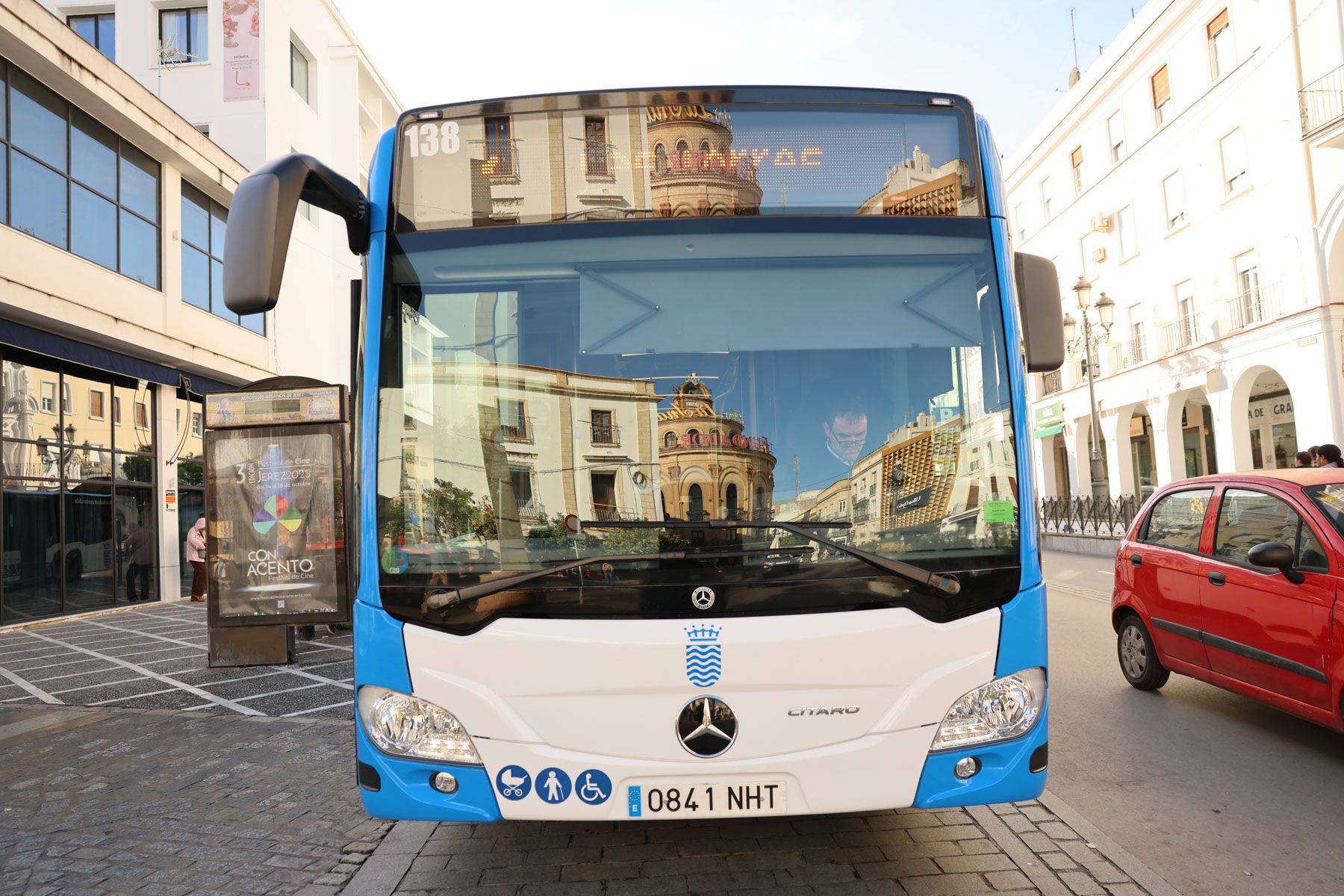 Uno de los nuevos autobuses llegados a Jerez hace unos meses.
