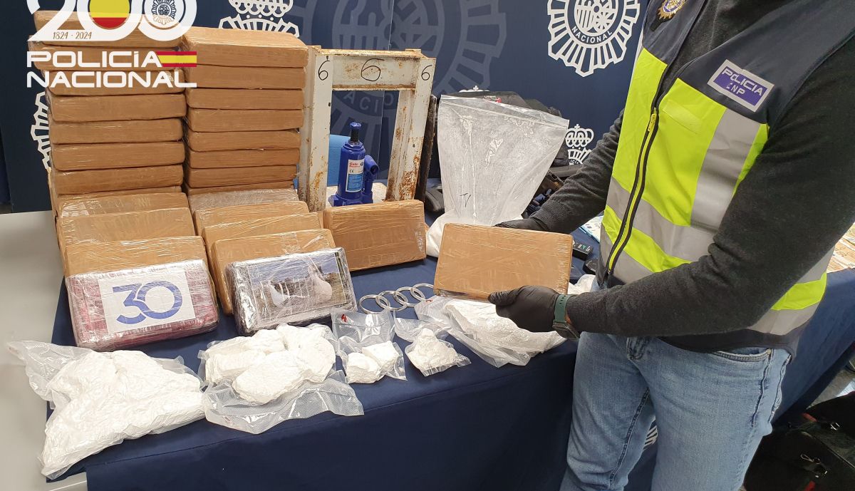 Droga escondida en un coche en Sevilla.