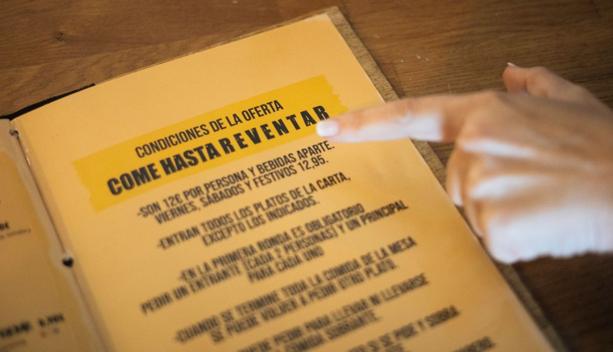 Manhattan Food & Drinks BUFFET HAMBURGUESAS 05