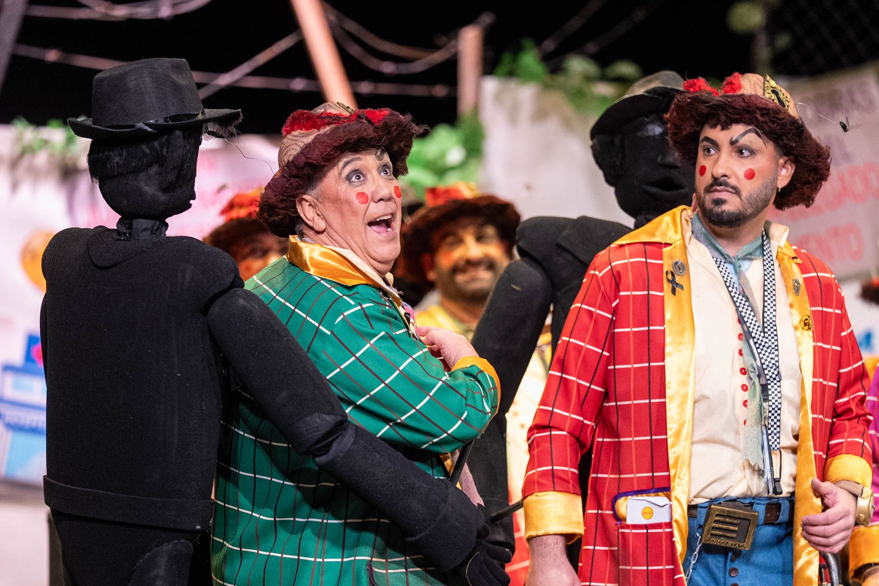 Chirigota PIENSA MAL Y ACERTARÁS (LOS DESCONFIAOS) 4