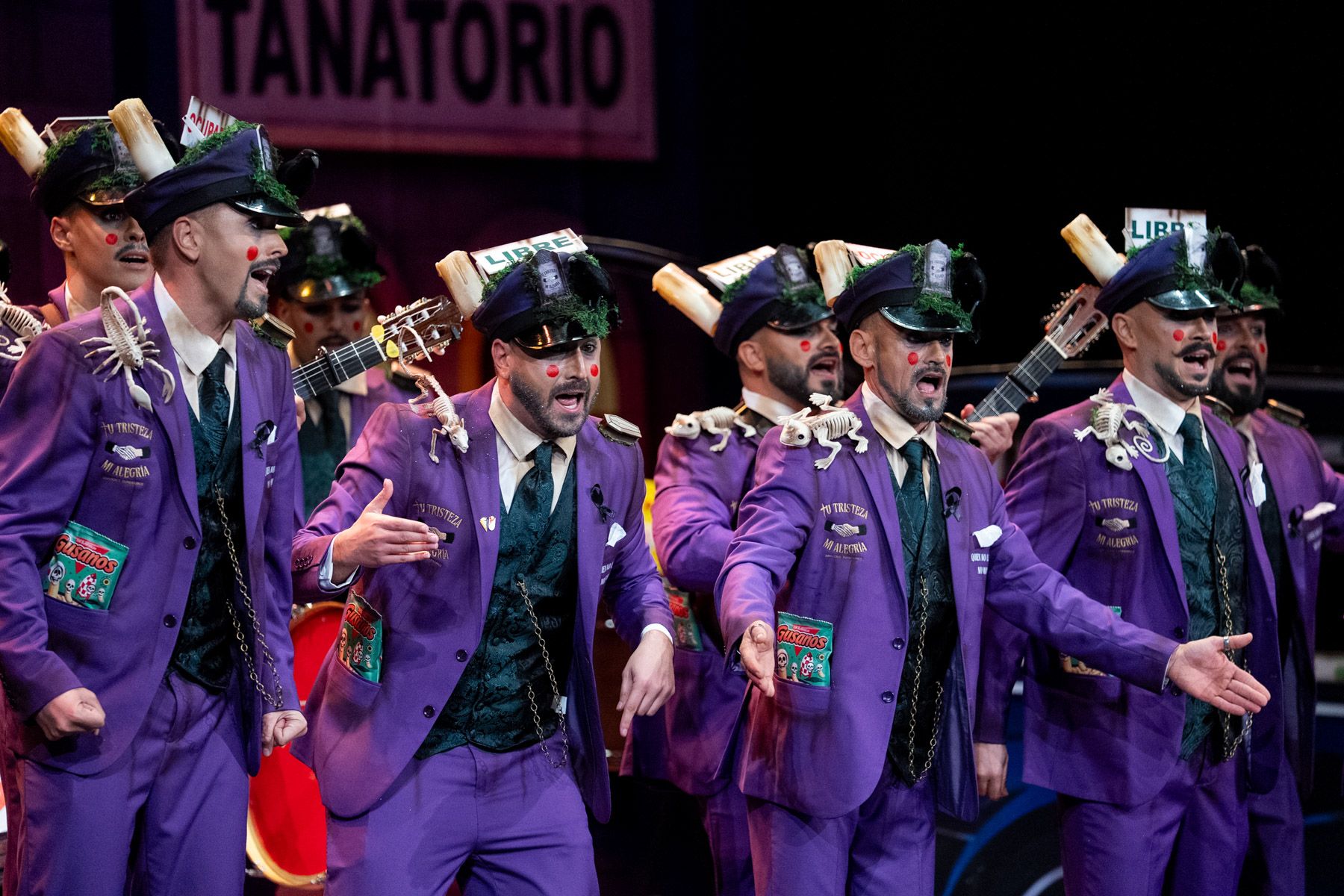 Chirigota LOS QUE TE DAN EL ÚLTIMO VIAJE 2