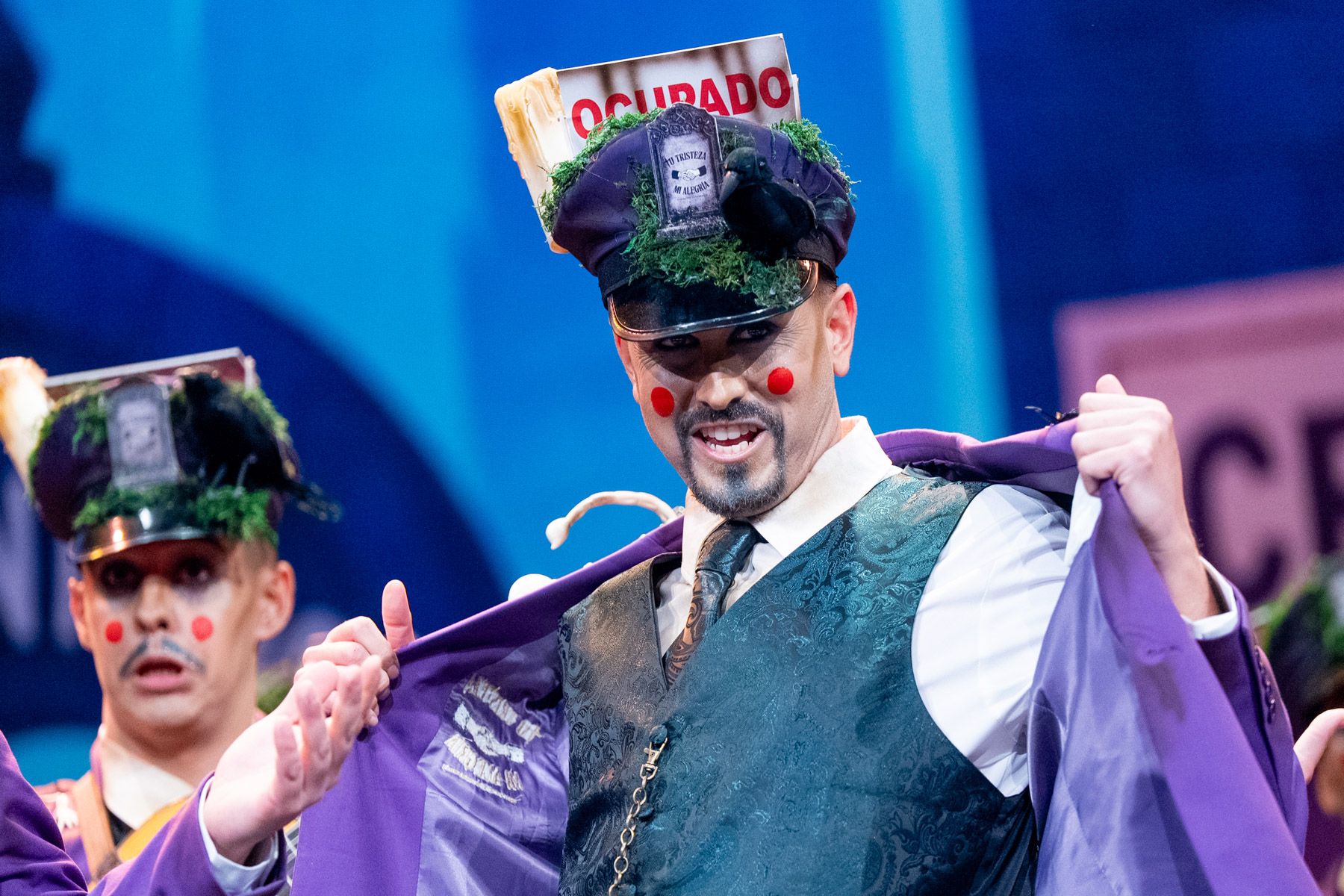 Chirigota LOS QUE TE DAN EL ÚLTIMO VIAJE 6