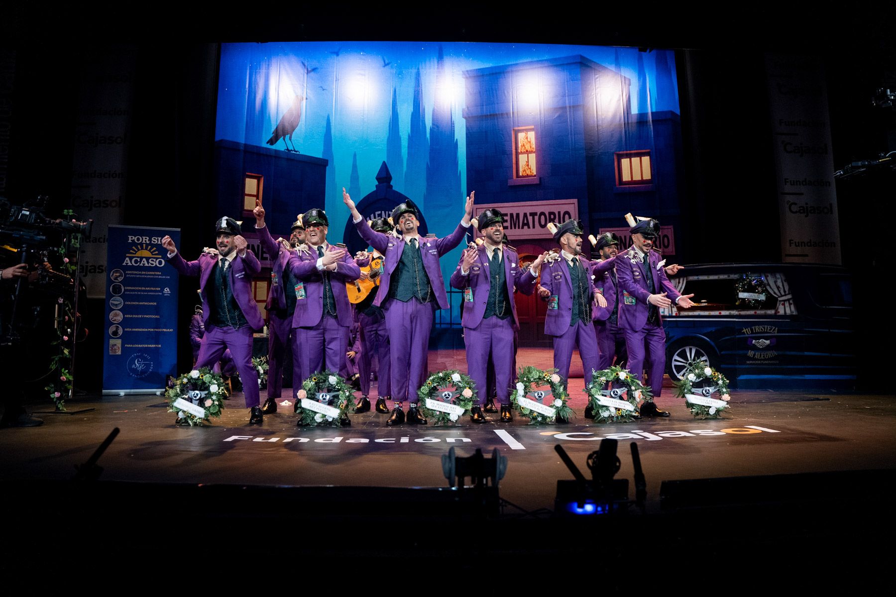 Chirigota LOS QUE TE DAN EL ÚLTIMO VIAJE 7