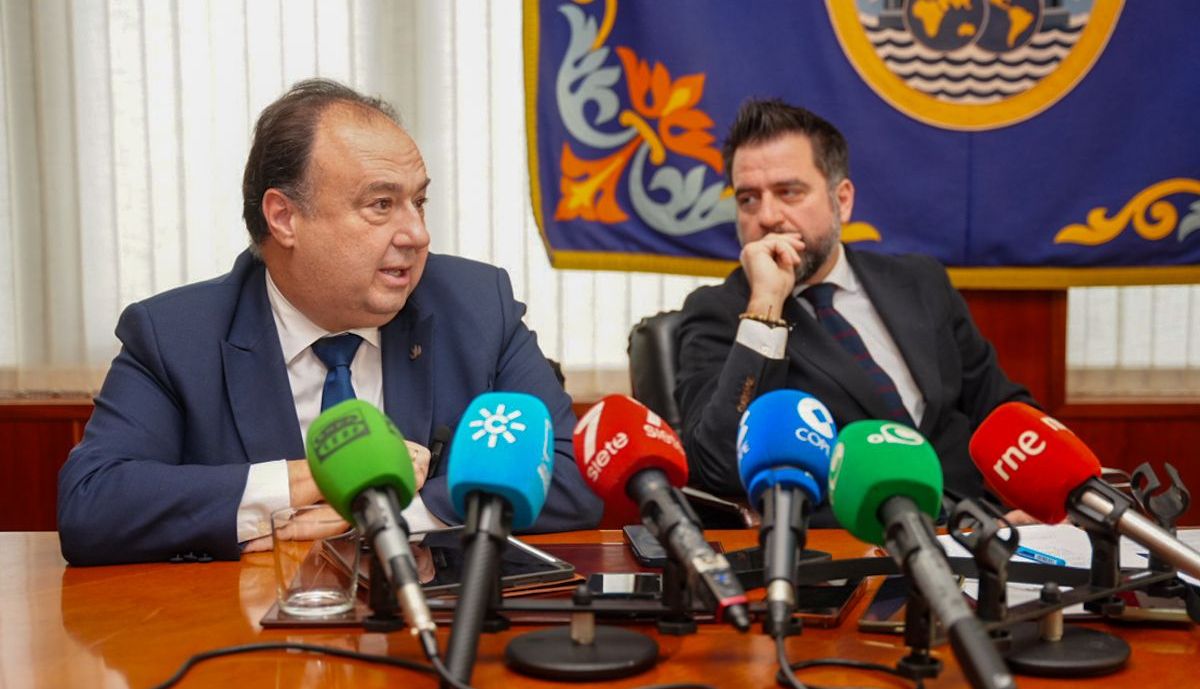 Zona Franca UCA estudio economía azul Fran González Casimiro Mantell Carmen Camelo