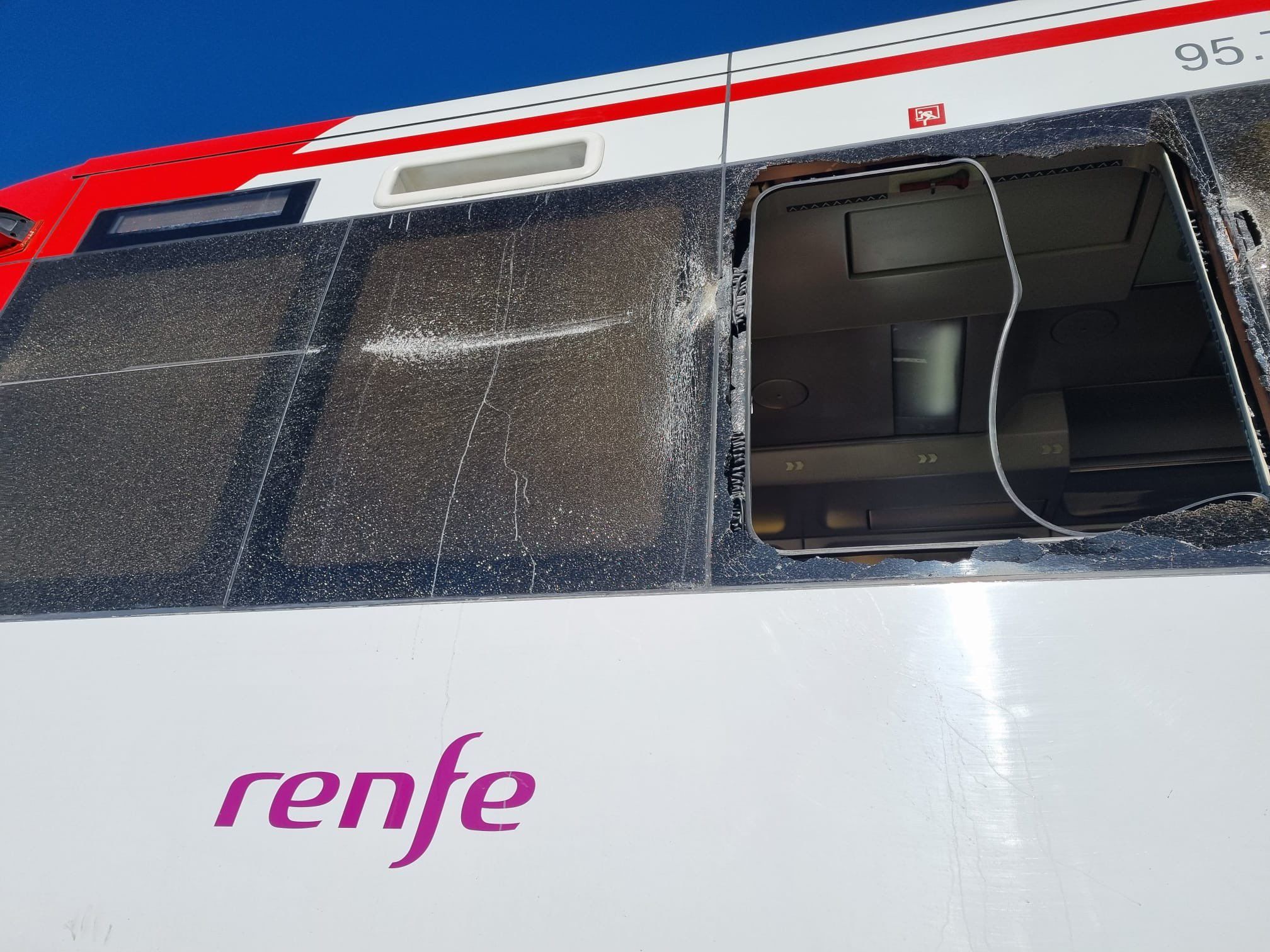 Así ha quedado el tren.