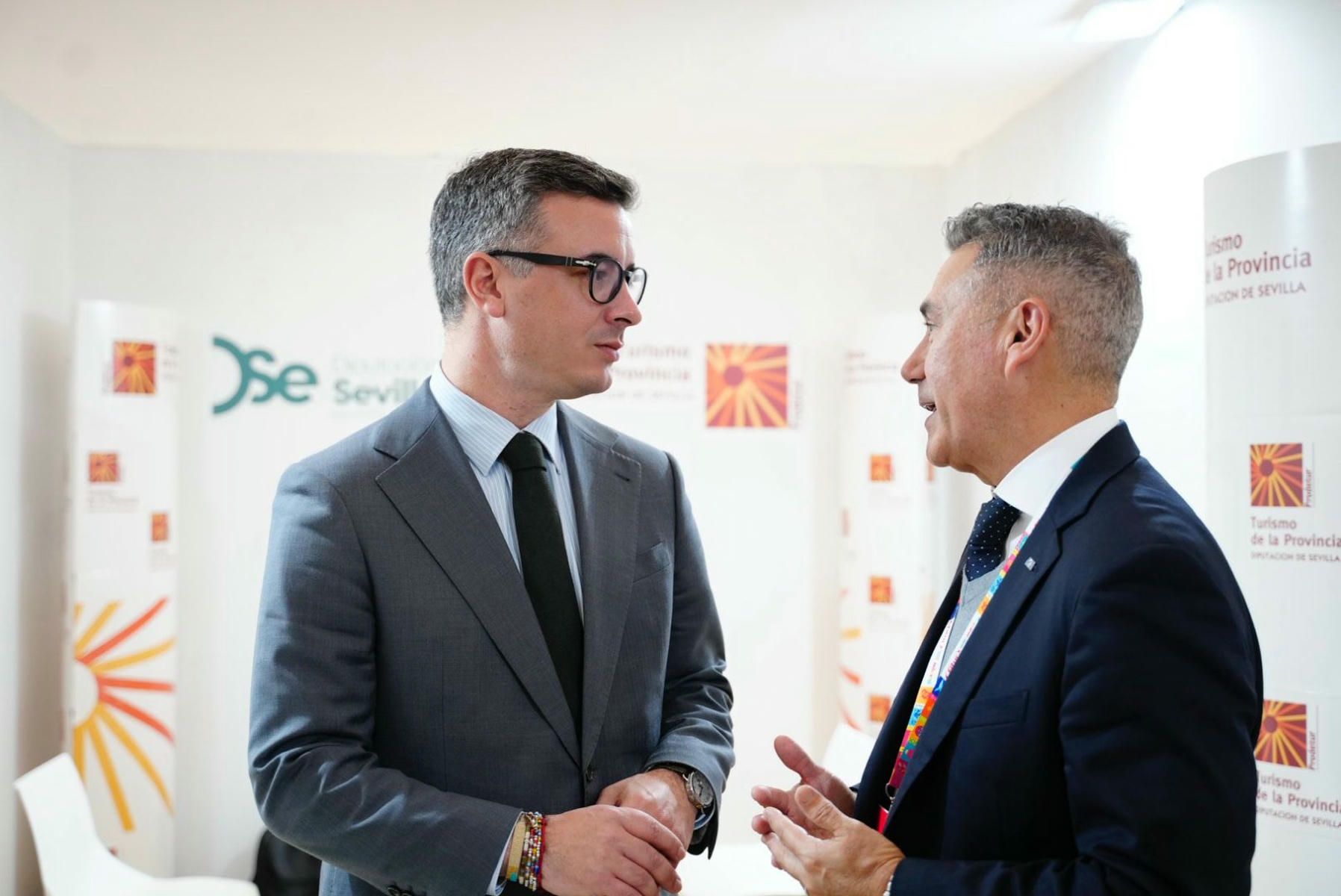 Rodríguez Hans, en la reunión con el aeropuerto de Miami. Rodríguez Hans, en la reunión con el aeropuerto de Miami.