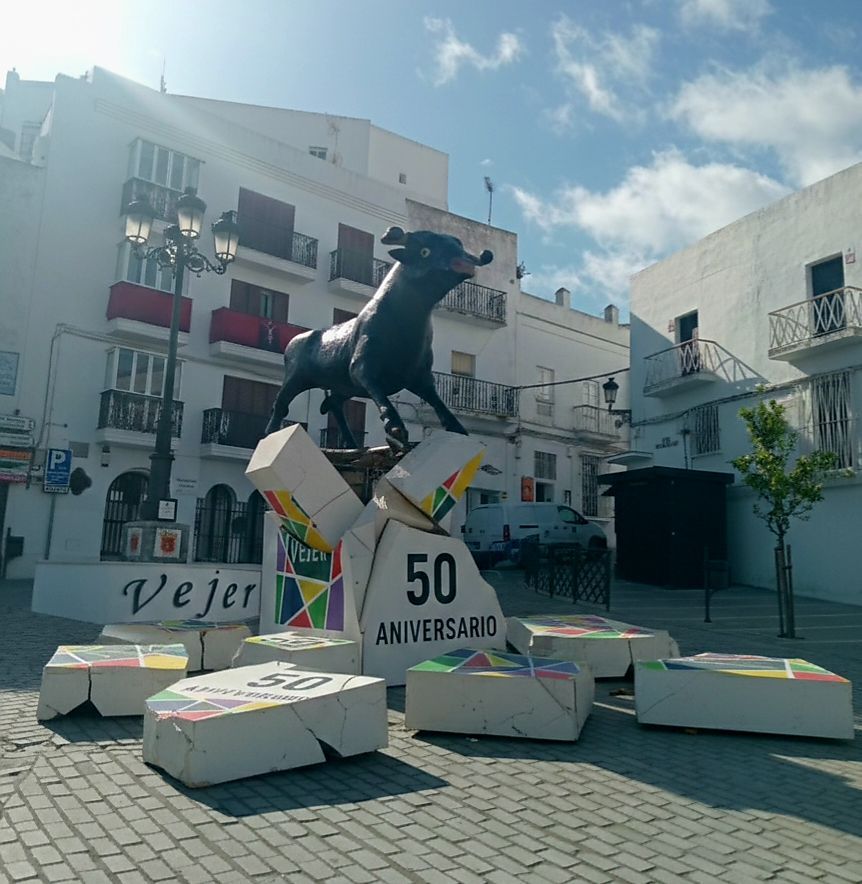 Un monumento a los 50 años.