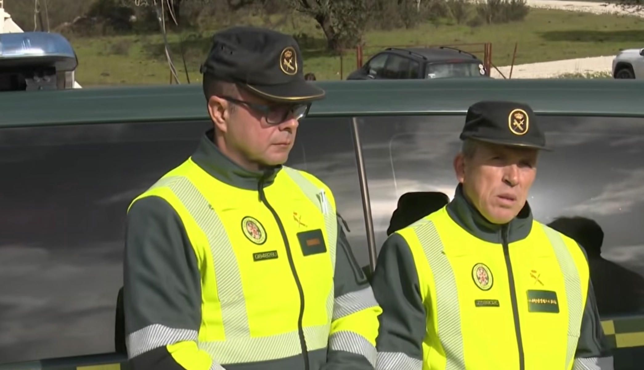 Los guardias civiles que llegaron primero al accidente de Adamuz. Los guardias civiles que llegaron primero al accidente de Adamuz.