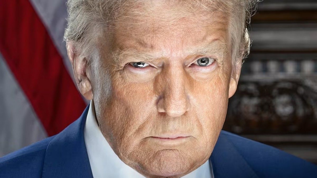 En el blanco anaranjado. Donald Trump. En el blanco anaranjado. Donald Trump.