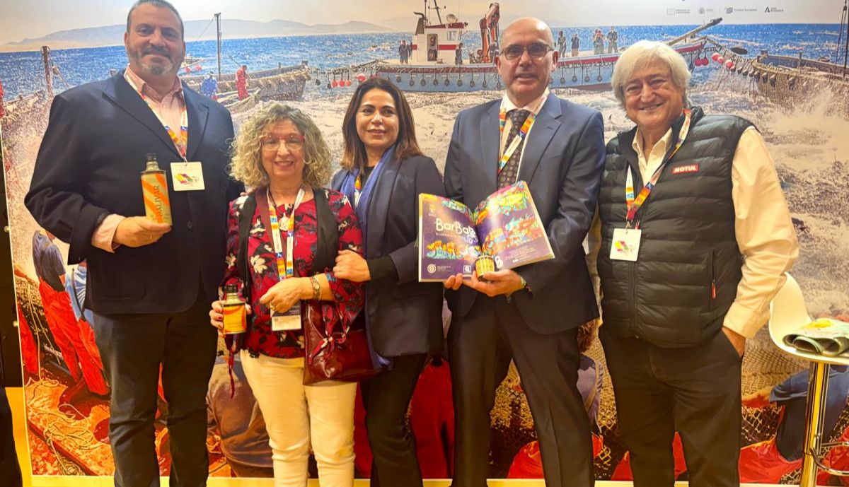 Milagros Arribas y Miguel Ángel Manchado, Catamarán Turístico Barbate. Alfredo Fdez. Aranda, Dtor Dalivar. Charo Bermúdez, responsable promoción Marine Atlantes y José María Rivera, Jeje de Negociado de Turismo Ayto Barbat