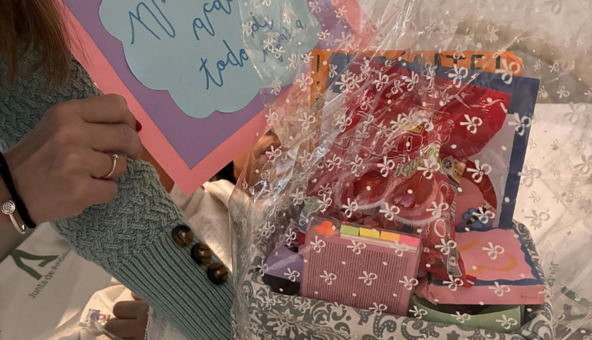 Regalos entregados a los pequeños supervivientes.