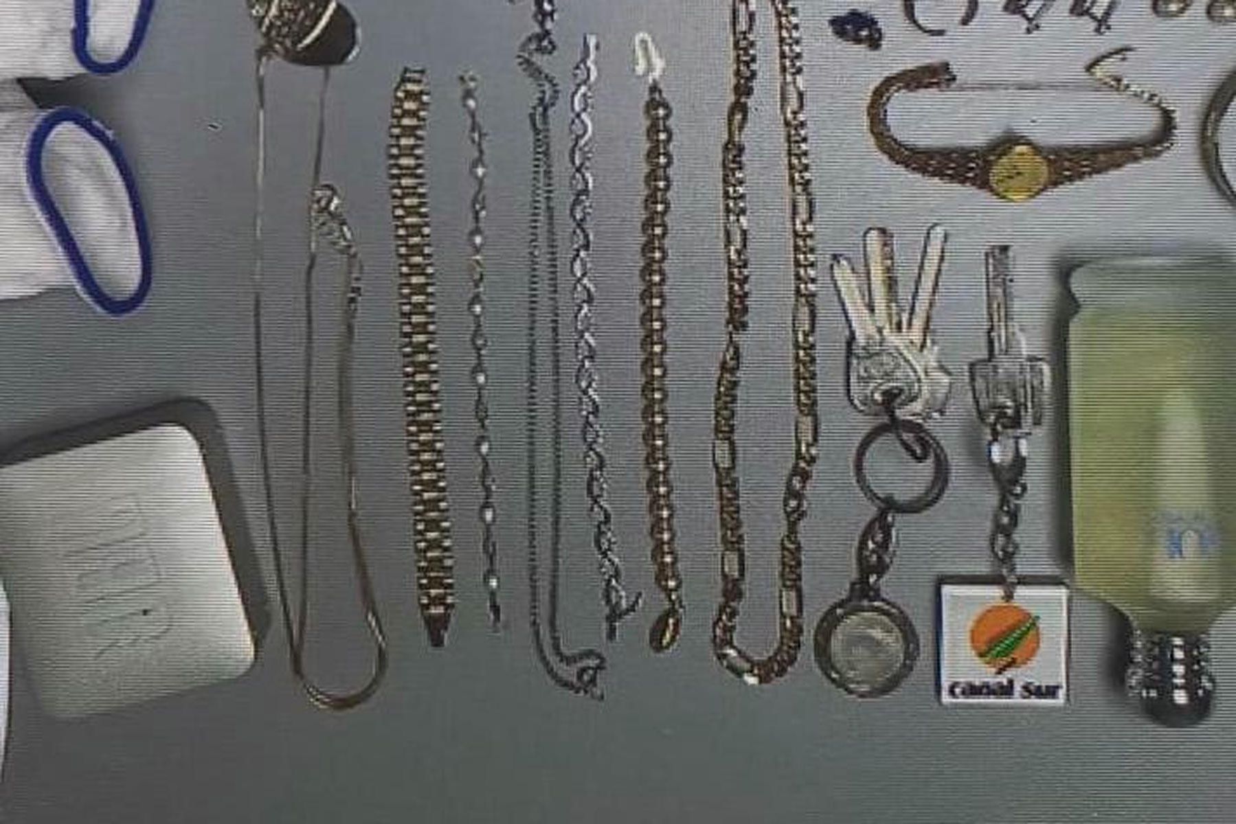 Parte de un botín. Parte de un botín.