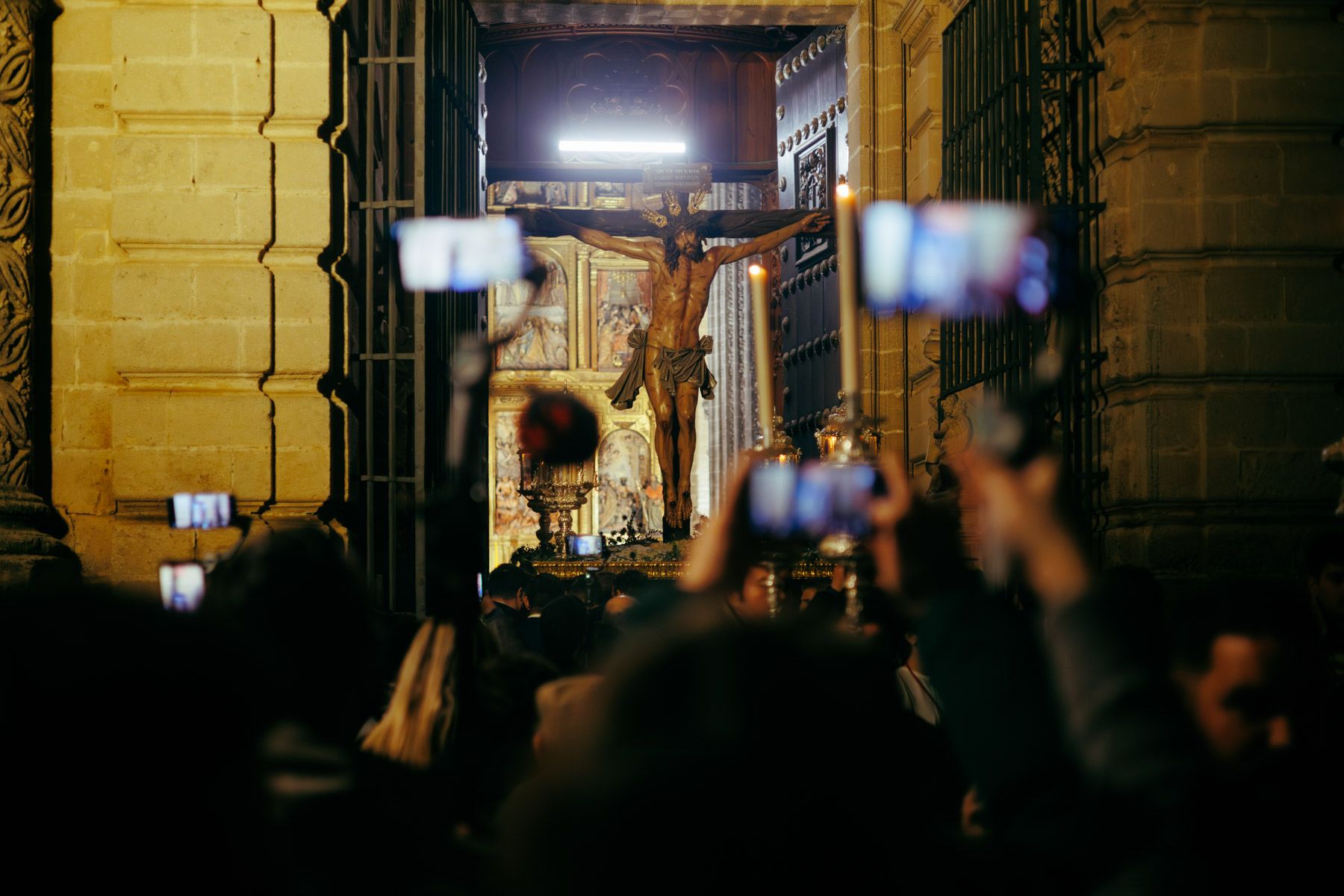 TRASLADO TITULARES HERMANDAD DE LA SED 03