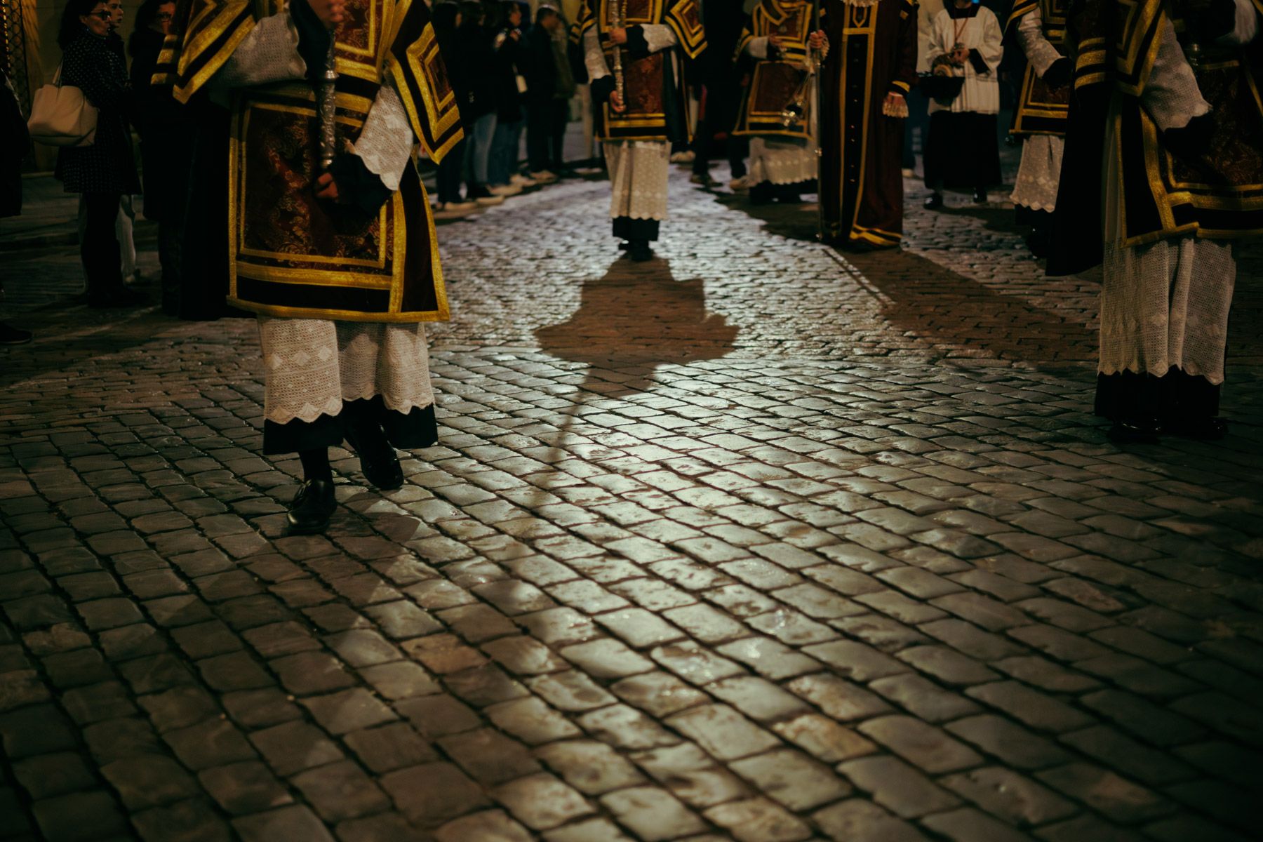 TRASLADO TITULARES HERMANDAD DE LA SED 13